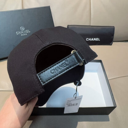 Chanel Classic Casual Baseball Cap - Image 8
