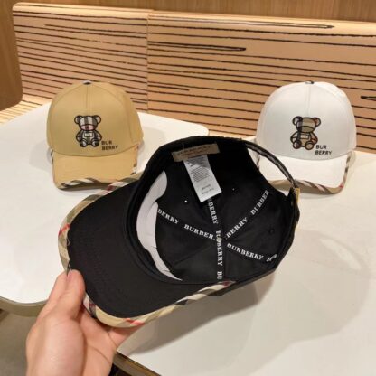 Burberry Classic Bucket Hat with Embroidery - Image 9
