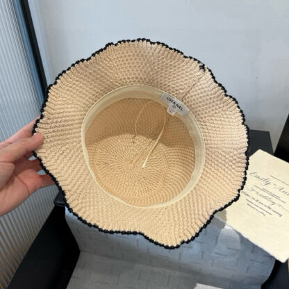 Chanel knitted wavy brim bucket hat - Image 8