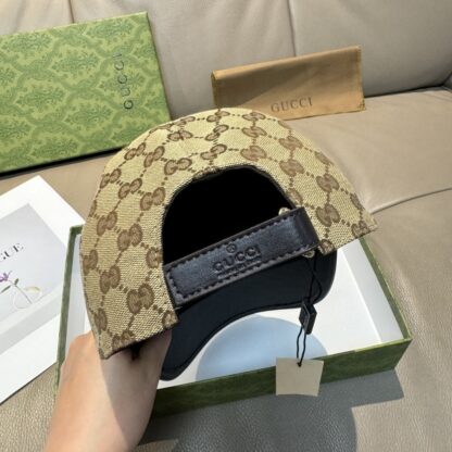 Gucci co-branded baseball cap - Image 8