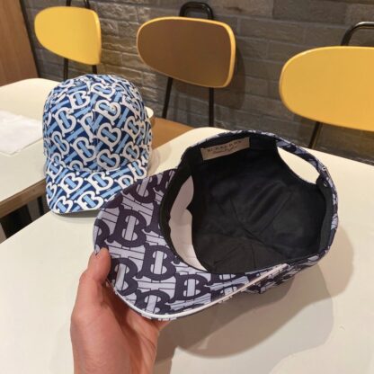 Burberry Classic Slouch Baseball Cap - Image 9