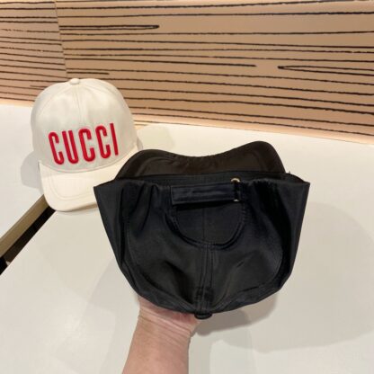 Gucci Unisex Baseball Cap - Image 8