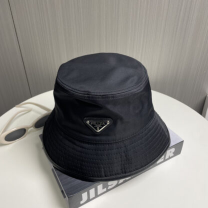 Prada's new bucket hat for spring and summer - Image 8