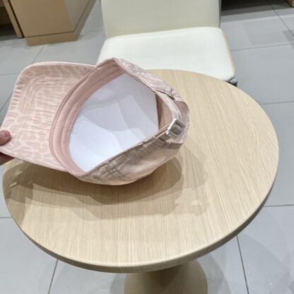Burberry stylish all-match personality sun visor baseball cap - Image 9