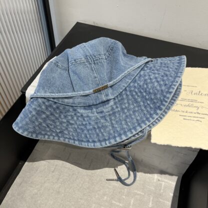 Burberry New Denim Bucket Hat - Image 9