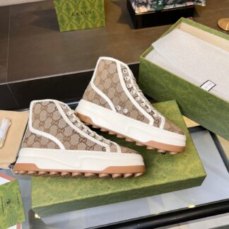 Gucci early spring casual sneakers