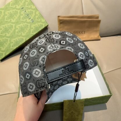 Gucci jacquard baseball cap - Image 8