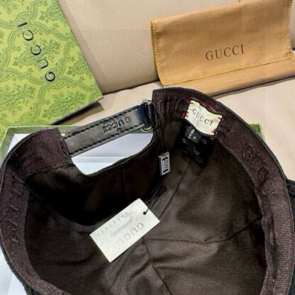 Gucci bee embroidered baseball cap - Image 8