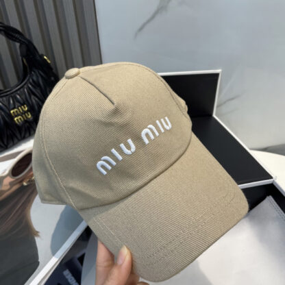 Miu Miu embroidered baseball cap - Image 9