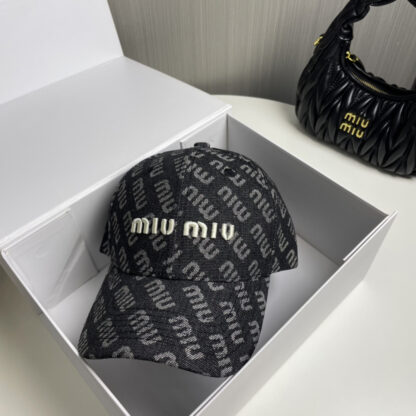 Miu Miu embroidered baseball cap - Image 9