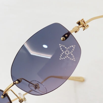 LOUIS VUITTON Fashion Sunglasses - Image 9