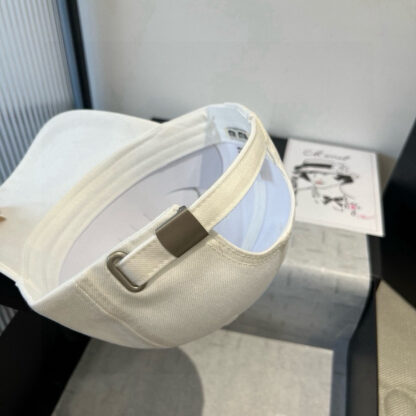 Miu Miu bow cap - Image 9