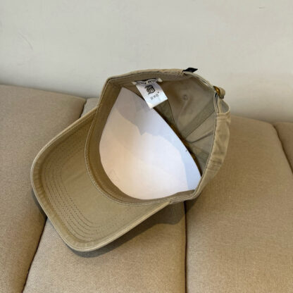 Miu Miu simple baseball cap - Image 9