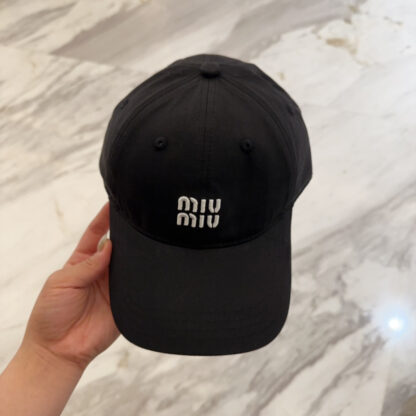 Miu Miu simple embroidered baseball cap - Image 9