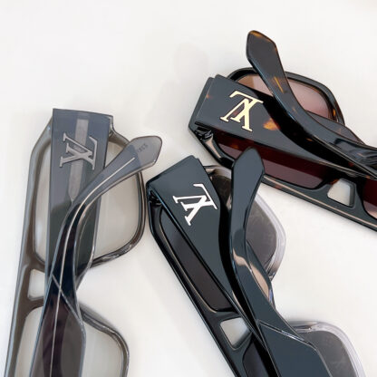 LOUIS VUITTON Fashion Sunglasses - Image 9