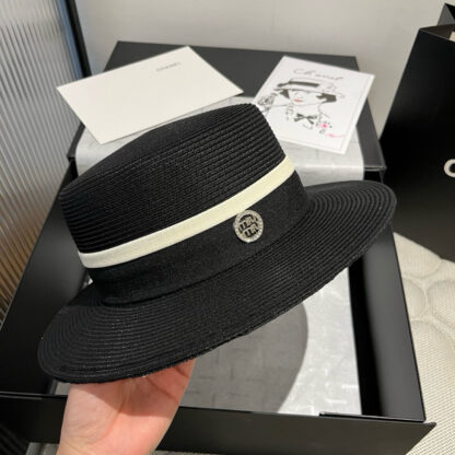 Miu Miu exquisite flat top hat - Image 9