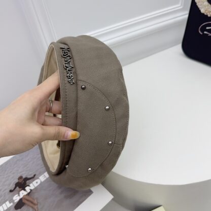 Yves Saint Laurent autumn and winter new beret - Image 8
