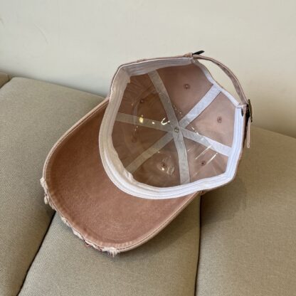 Yves Saint Laurent stylish all-match baseball cap - Image 8