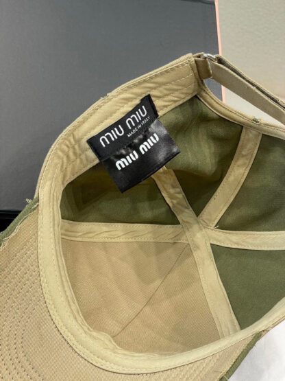 Miu Miu elegant baseball cap - Image 9