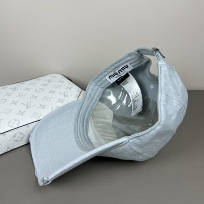 Miu Miu stylish versatile baseball cap - Image 9