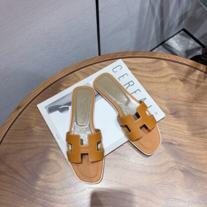 Hermès Orange Classic Litchi Leather Handmade Flat Slippers - Image 8