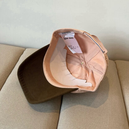Miu Miu stylish colorblock baseball cap - Image 9