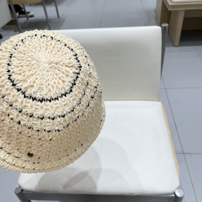 Prada knitted hollow bucket hat - Image 8