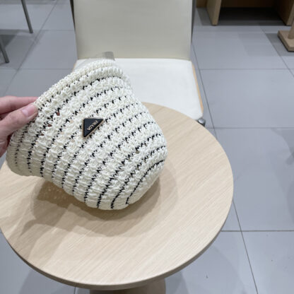 Prada knitted hollow bucket hat - Image 8