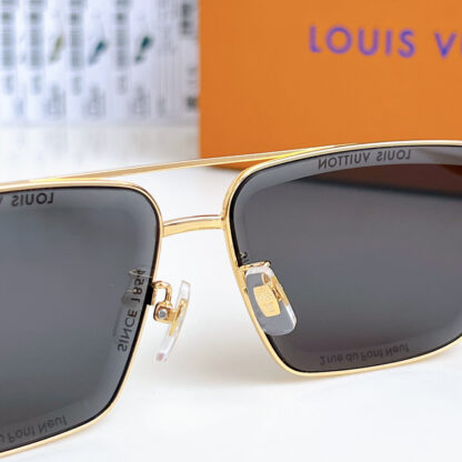 LOUIS VUITTON Fashion Sunglasses - Image 9
