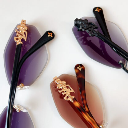 LOUIS VUITTON Fashion Sunglasses - Image 9
