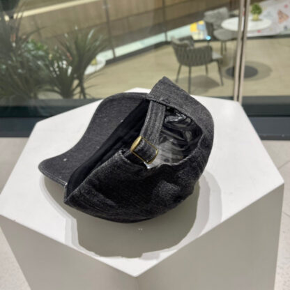 Yves Saint Laurent new baseball cap - Image 8