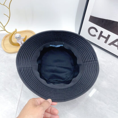 Prada new classic bucket hat - Image 8