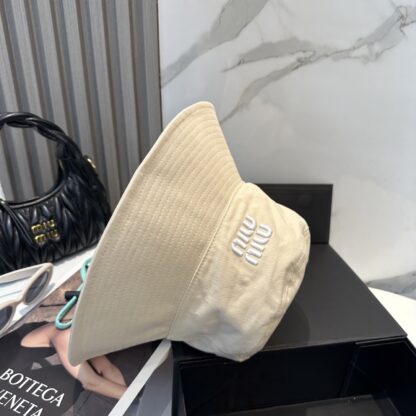 Miu Miu casual bucket hat - Image 9