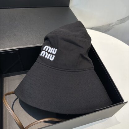 Miu Miu casual bucket hat - Image 9