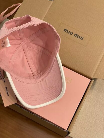 Miu Miu casual embroidered baseball cap - Image 9