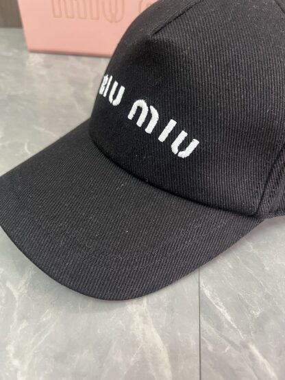 Miu Miu embroidered baseball cap - Image 9