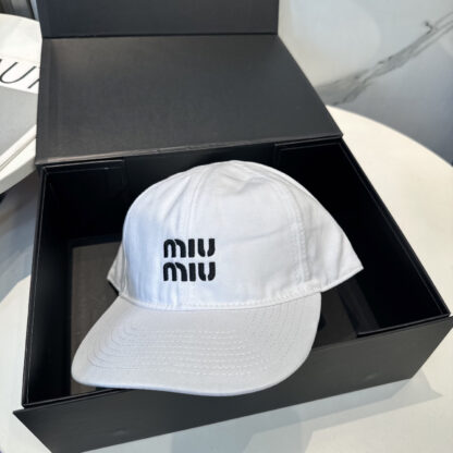 Miu Miu embroidered baseball cap - Image 9
