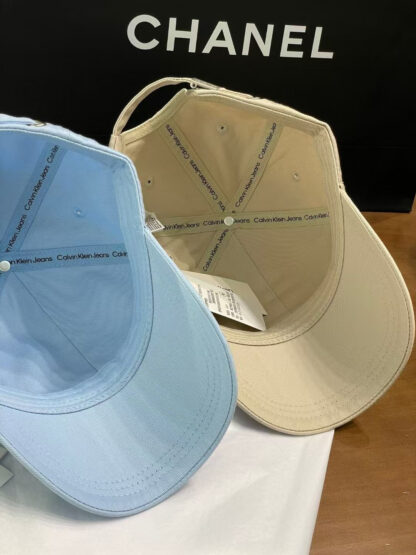 Calvin Kleinf baseball cap - Image 8