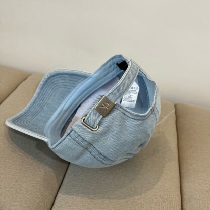 Calvin Kleinf stylish all-match baseball cap - Image 8