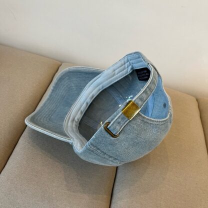 Calvin Kleinf stylish all-match baseball cap - Image 8