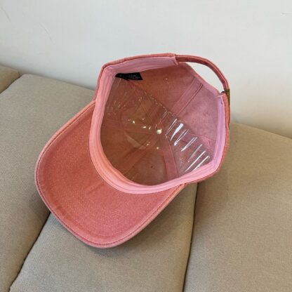 Calvin Kleinf stylish all-match baseball cap - Image 8