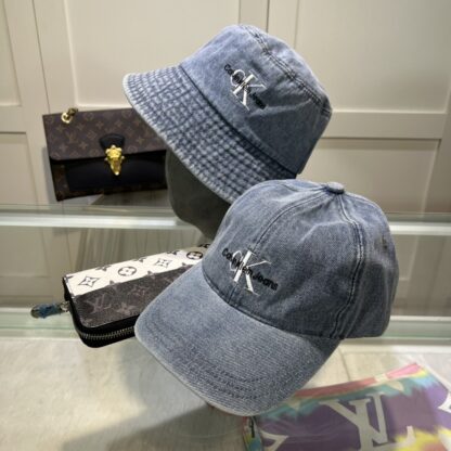 Calvin Kleinf stylish all-match baseball cap - Image 8