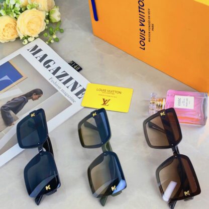 LOUIS VUITTON Fashion Sunglasses - Image 9