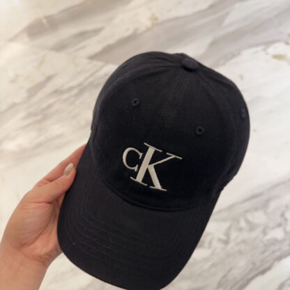 Calvin Kleinf washed denim series, casual and versatile baseball cap - Image 8