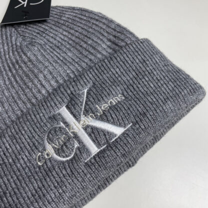 Calvin Kleinf fine wool knitted single hat - Image 8