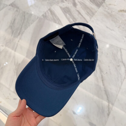 Calvin Kleinf casual all-match baseball cap - Image 8