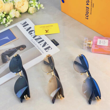 LOUIS VUITTON Fashion Sunglasses - Image 9