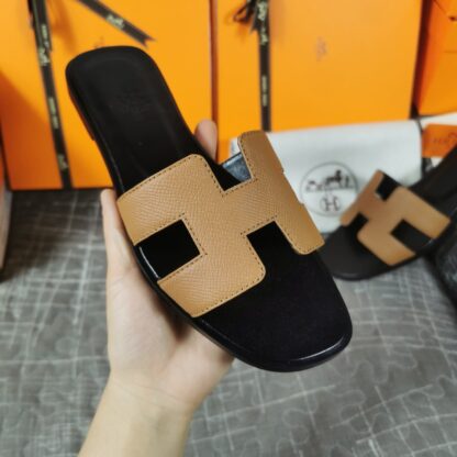 Hermes black and brown handmade slippers - Image 8