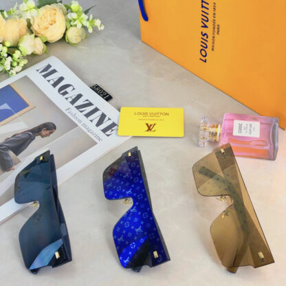 LOUIS VUITTON Fashion Sunglasses - Image 9