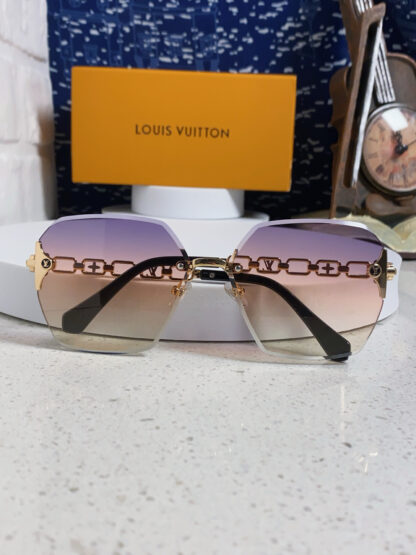 LOUIS VUITTON Fashion Sunglasses - Image 9